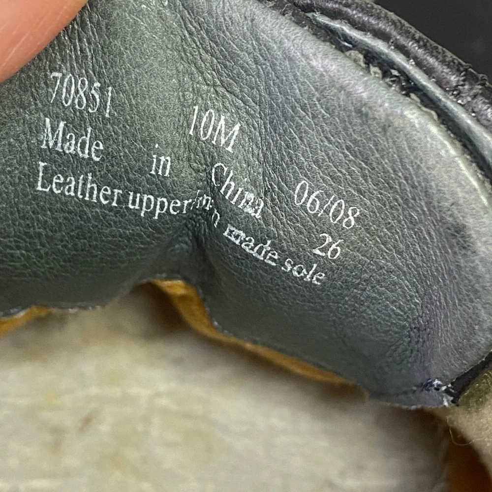 Clarks Black Leather Lace-Up Oxfords‎